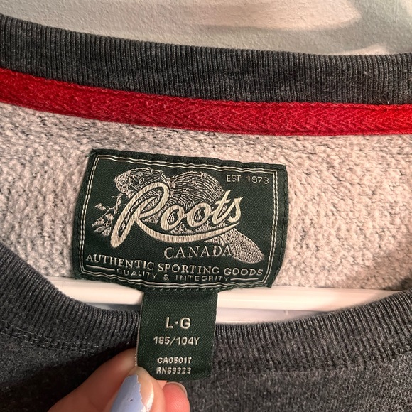 Comfy sweater! - Picture 2 of 3